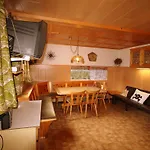 In St Gallenkirch Near Slopes Hébergement de vacances *